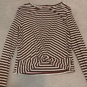 Crop top.